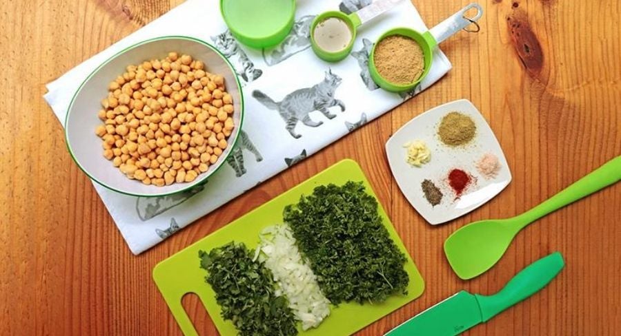 Ingredientes para preparar croquetas de falafel caseras