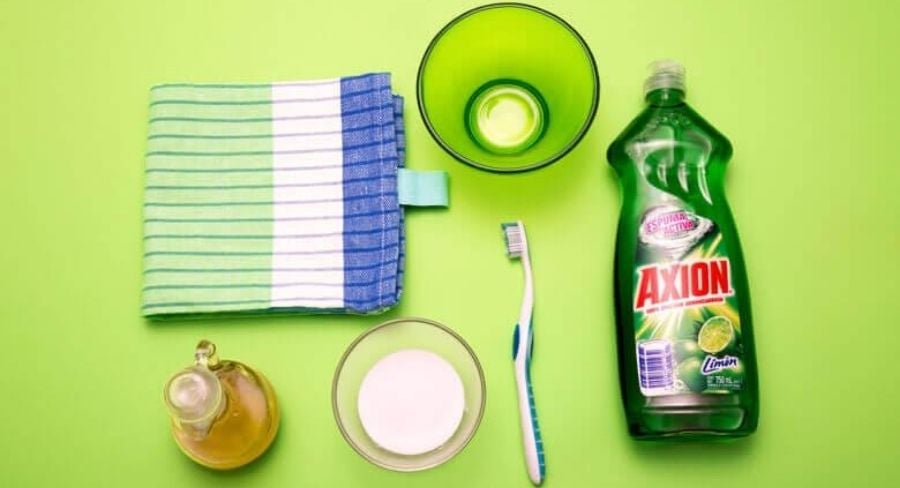 Cómo eliminar la grasa de los gabinetes de cocina: implementos