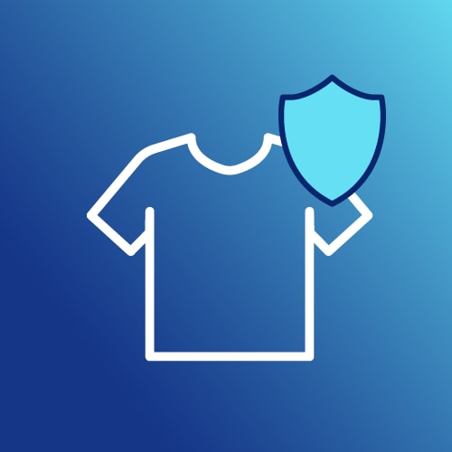 Icono de una camiseta con un escudo azul celeste sobre un fondo degradado azul marino, que representa la protección de las prendas al lavar.