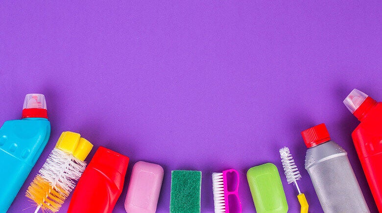 Múltiples productos de limpieza