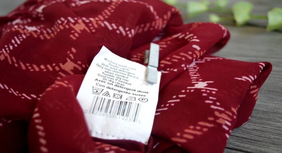 Cómo laver ropa de color: lee las etiquetas