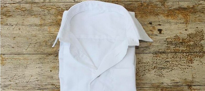 Camisa blanca con cuellos 08