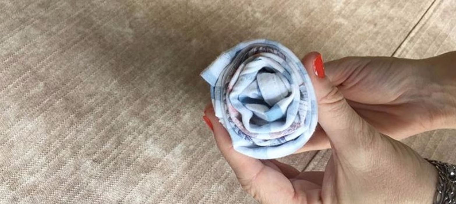 aprender a doblar la ropa para optimizar espacio