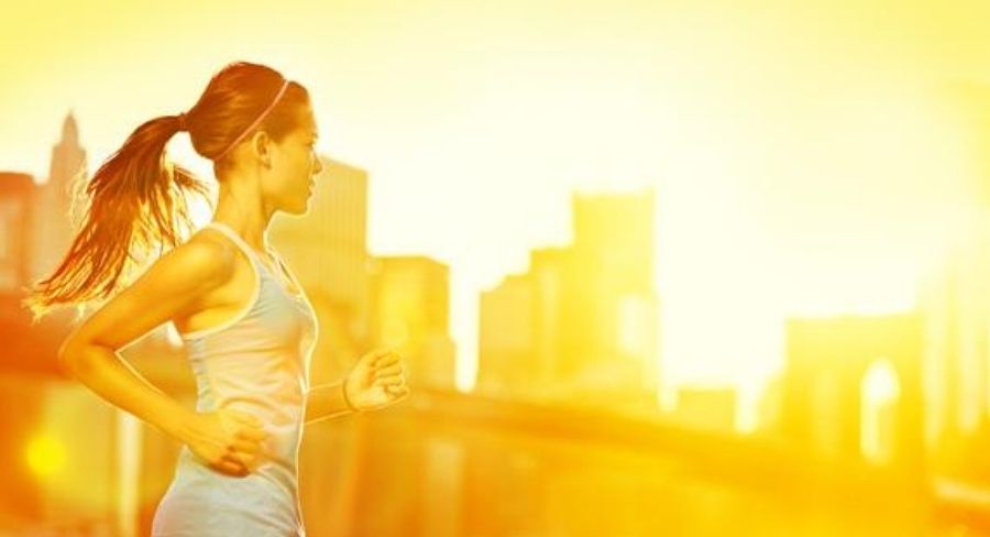 mujer corriendo