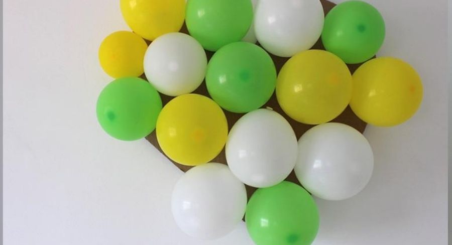 globos en la pared