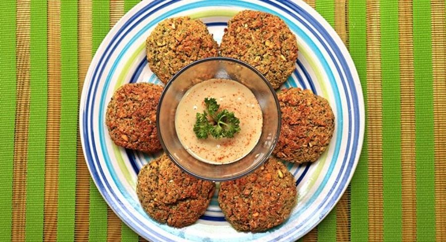 platos listos con los falafel 