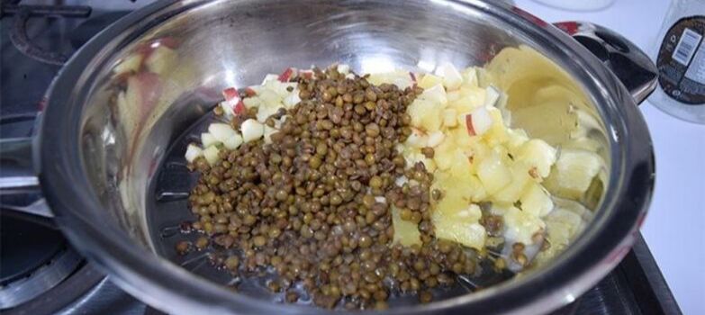 cocinando lentejas