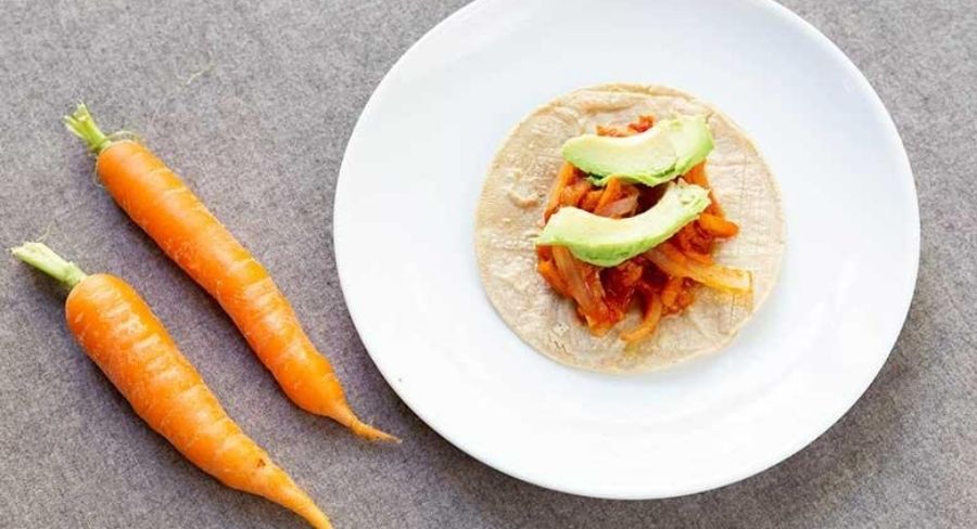 Tacos de tinga de zanahoria