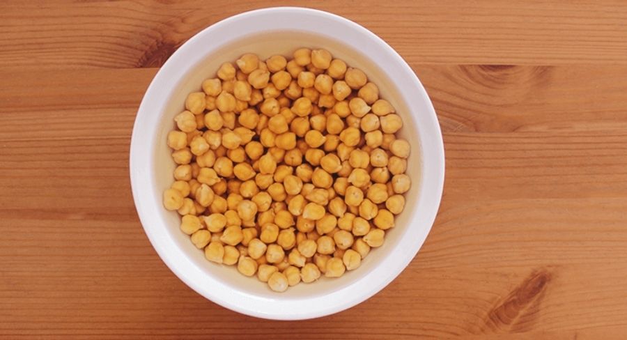 snack saludable con garbanzos