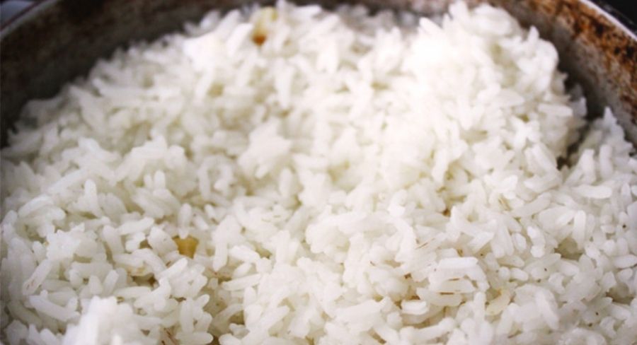 elimina el olor ahumado del arroz quemado