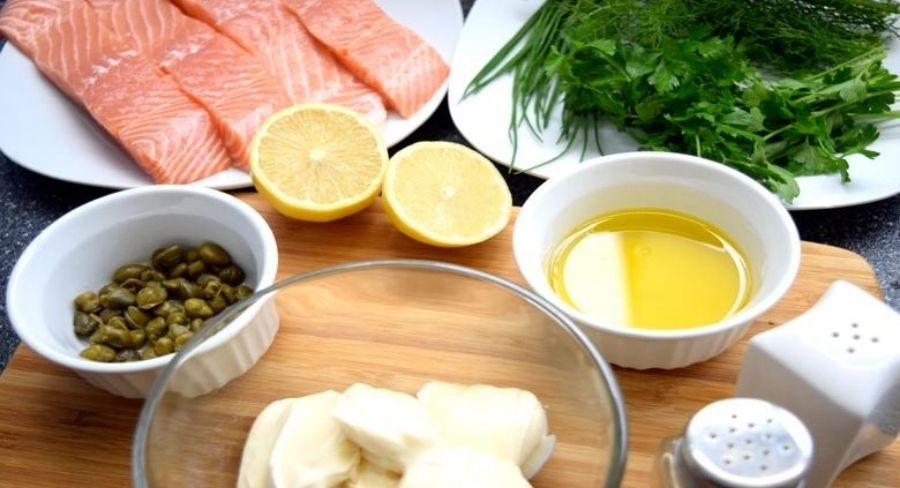 Ingredientes para preparar salmón en salsa cremosa