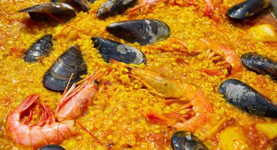 Cuando el arroz este listo retira del fuego