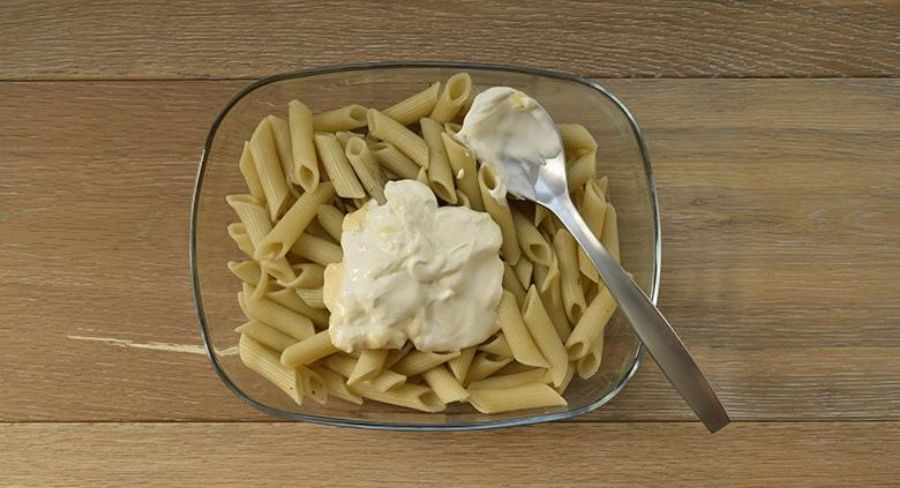 receta de pasta con camarones, vegetales y crema ácida