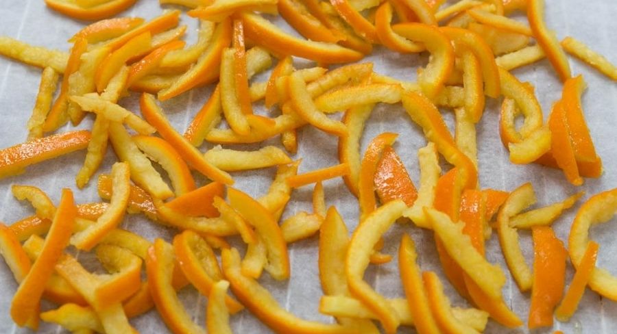 aprovecha la cáscara de las naranjas y prepara unos deliciosos dulces