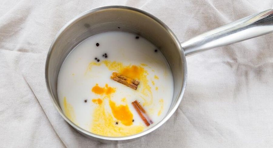 cómo preparar leche de cúrcuma
