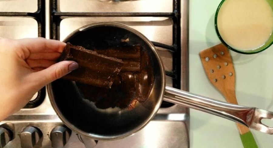 Torta fría de chocolate: preparación