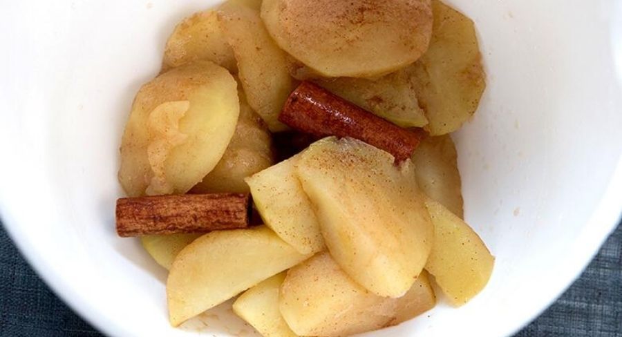 manzanas hervidas con canela
