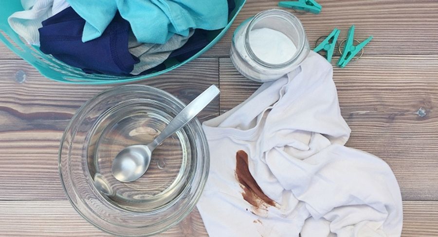 Cómo quitar manchas en la ropa con productos de uso cotidiano: manchas de chocolate